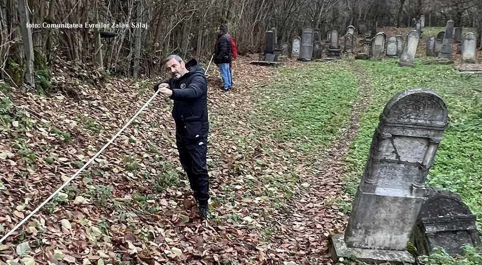 foto: Comunitatea Evreilor Zalău Sălaj (demersuri conservare cimitir evreiesc Jibou)