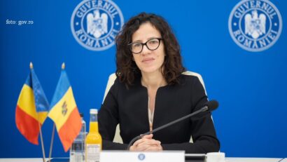 La comisaria europea Roxana Mânzatu, en Bucarest