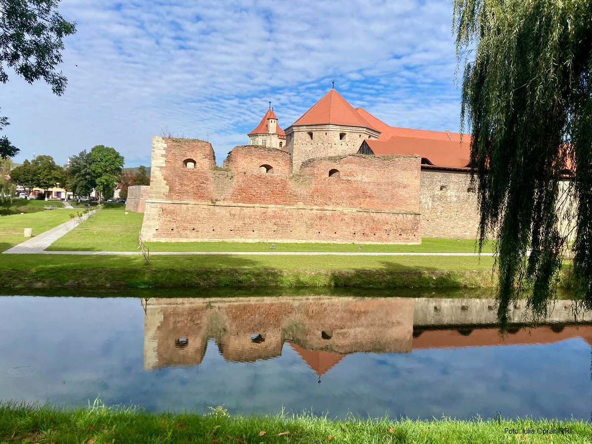 Крепость Фэгэраш (Foto: Iulia Opran/RRI)