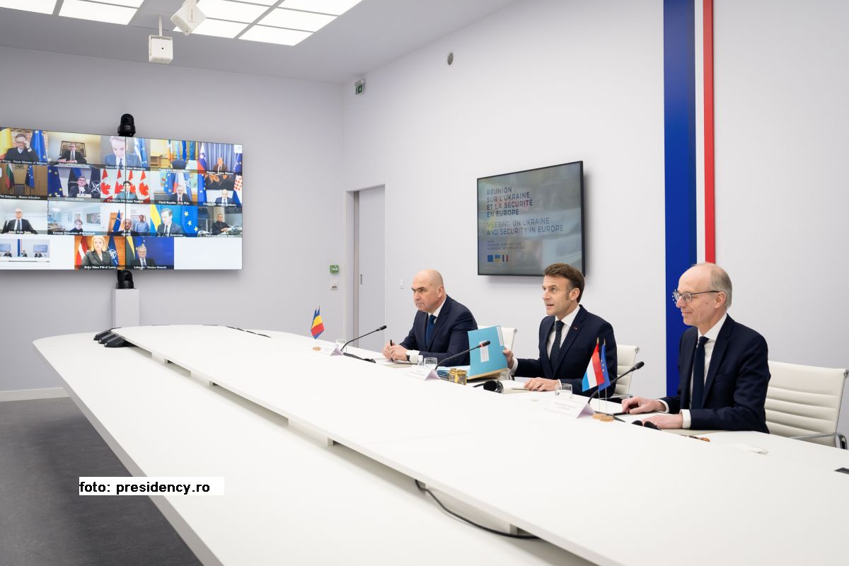 Romania at the Paris summit (photo presidency ro)