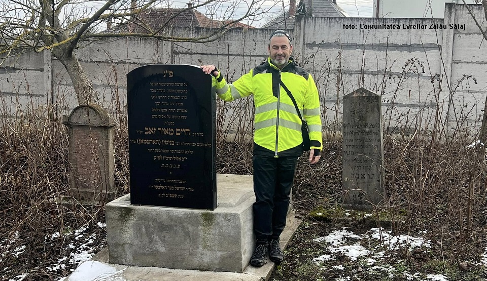 foto: Comunitatea Evreilor Zalău Sălaj (îngrijire cimitir evreiesc Șimleu-Silvaniei)