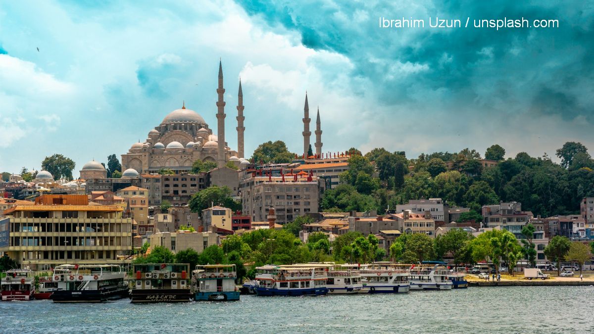 Istanbul (Ibrahim Uzun / unsplash.com)